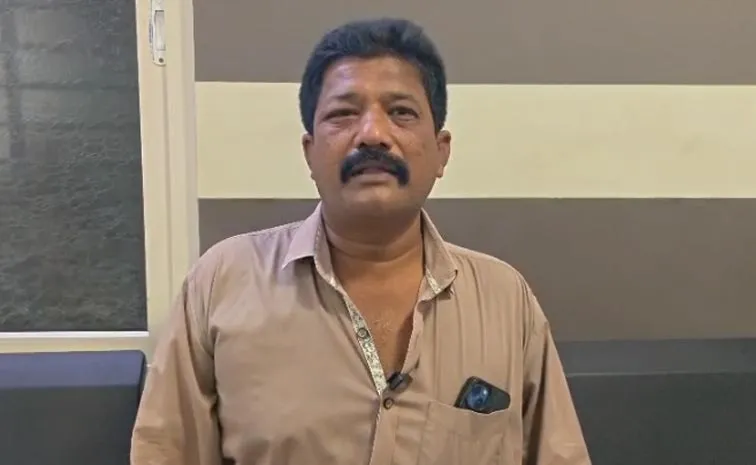 వైఎస్సార్‌సీపీ నేతపై టీడీపీ గూండాల దాడి