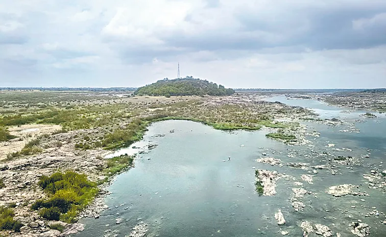 తడారి.. ఎడారి