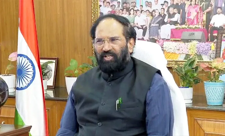 Minister Uttam Kumar Reddy meets with district collectors