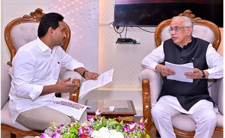 దాడికి సంబంధించిన ఆధారాలను గవర్నర్‌కు అందించాం: వైఎస్‌ జగన్‌