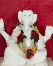 Indian scientists make snow Ganesha at Antarcticas research station