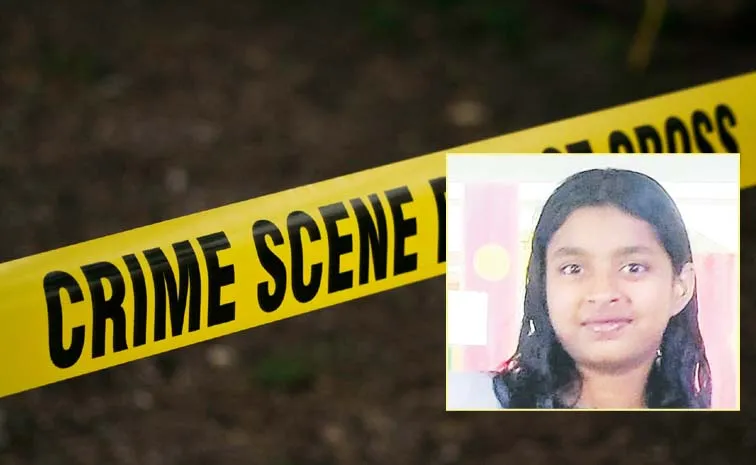 అమ్మతో స్కూటీపై వెళ్తుండగా.. విషాదం!