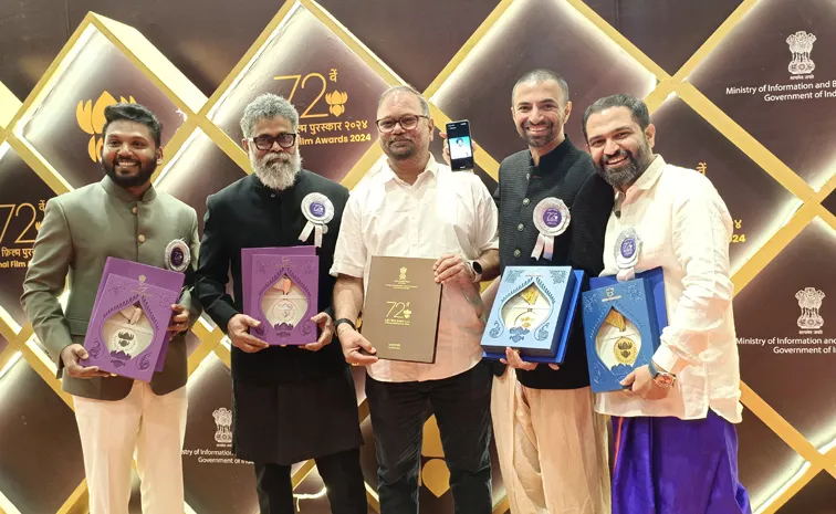 ‘అలా ఎవరు చెప్పినా... అవార్డులొస్తాయి!’