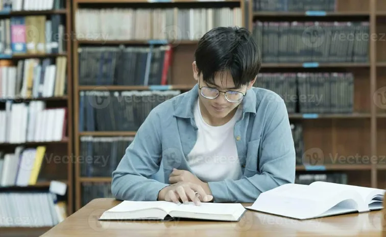 Reading Linked to Better Brain Health Lower Dementia Risk