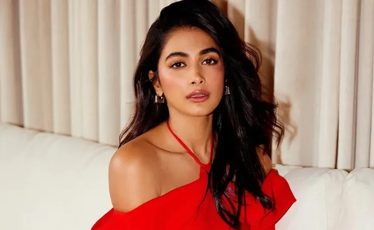 Pooja Hegde Reacts Rumours On Her