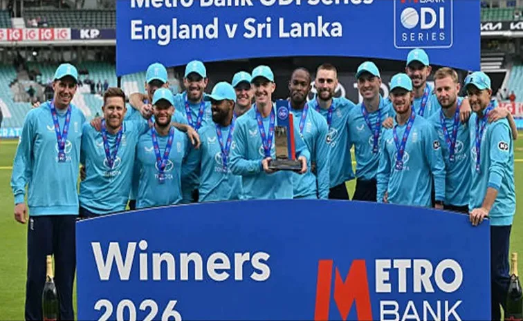 Sri Lanka-132 Runs All Out-3rd-ODI-Match-England-Seal-ODI Series
