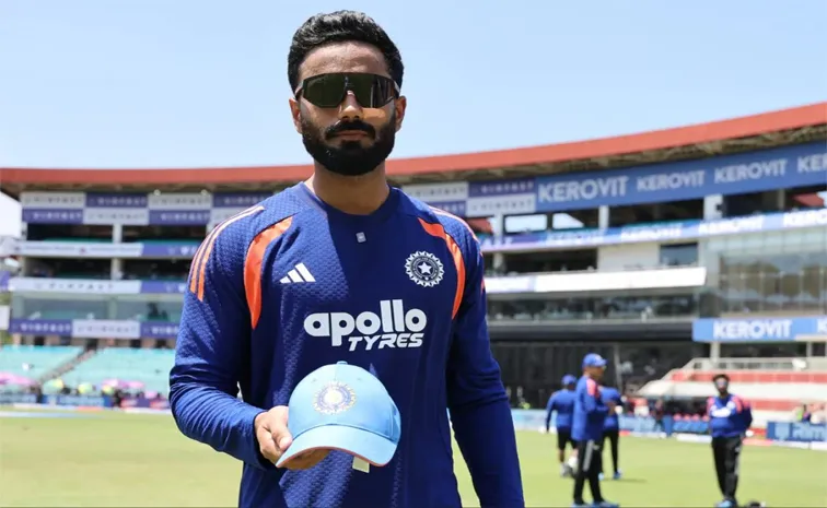 విండీస్‌తో తొలి వన్డే.. విధ్వంసకర బ్యాటర్‌ అరంగేట్రం