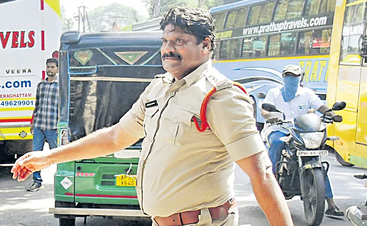 CI dies of heart attack while on duty