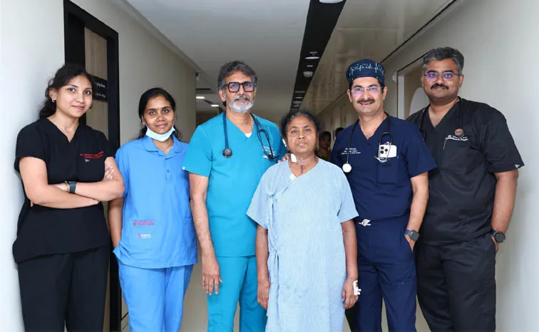 గుండెను అరగంట పాటు ఆపి..శస్త్ర చికిత్స!