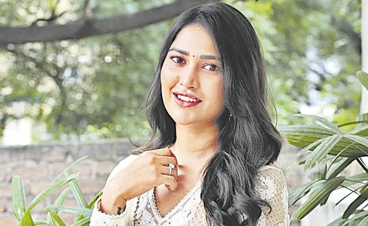 Interview of actor Dhashvika about Tatvam movie