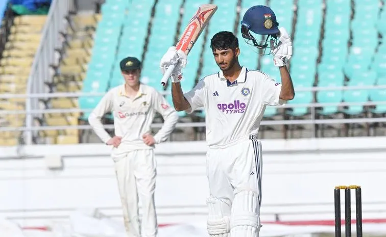 IND vs AUS: చరిత్ర సృష్టించిన భారత ఓపెనర్‌.. ప్రపంచ రికార్డు