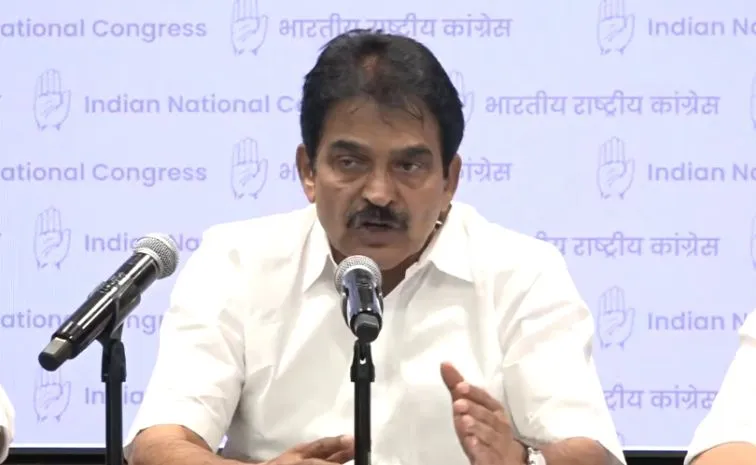 సీఈసీ రాజీనామా చేయాల్సిందే.. SIRను నిలిపివేయాల్సిందే: కాంగ్రెస్‌ 