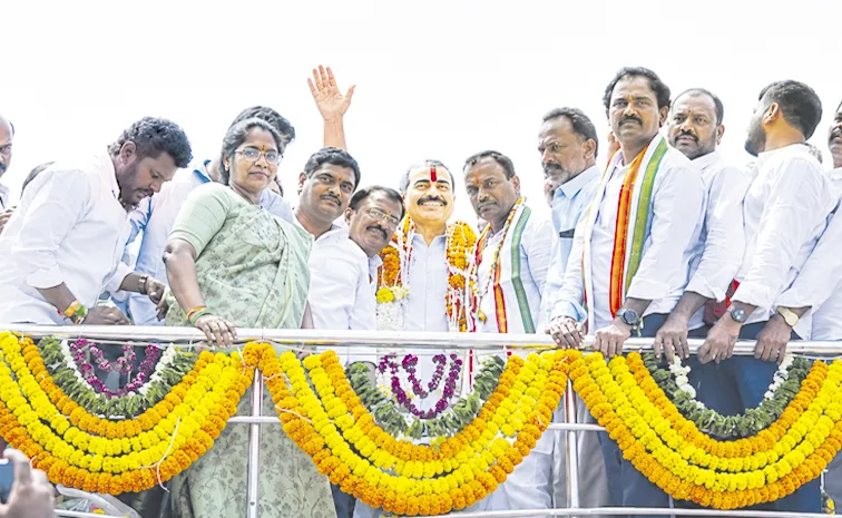 Komati Rajagopal Reddy Participates In YSR Death Anniversary Program