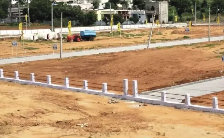 Telangana: KPHB Plot Fetches Rs 2. 70 Lakh/Sq Yd