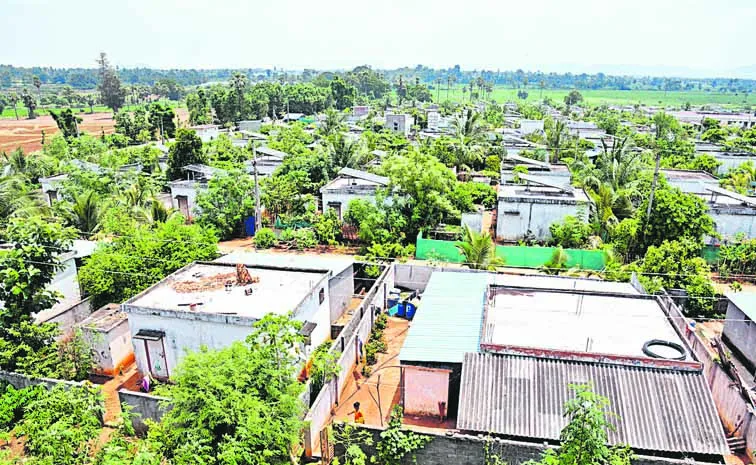Poor conditions in Polavaram rehabilitation colonies