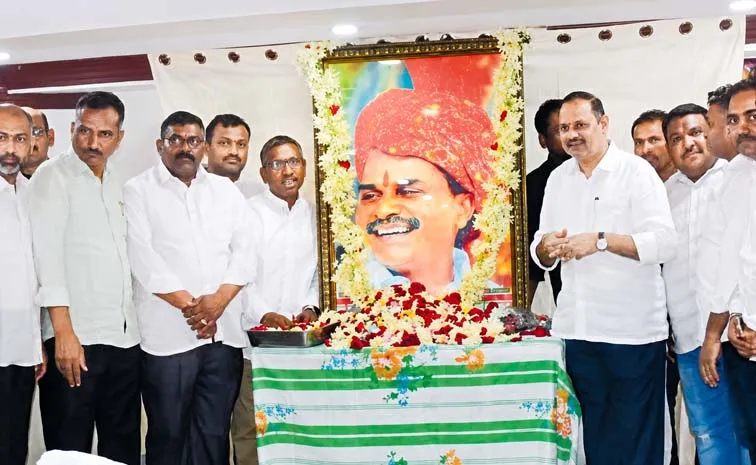గల్ఫ్‌ దేశాల్లో వైఎస్సార్‌కు ఘన నివాళి