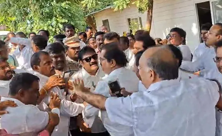 Tension at Chandrababu residence in Vijayawada