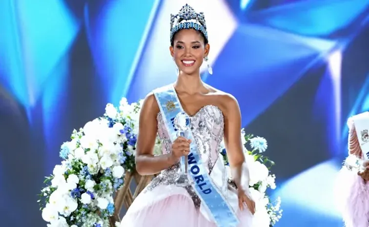 Dominican Republic Joheirry Mola Crowned Miss World 2026