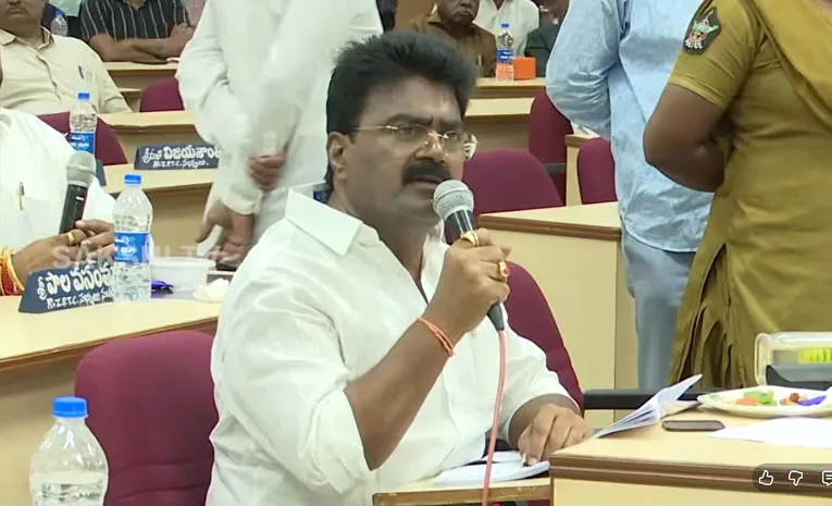Koona Ravi Kumar's Rowdyism against Dharmana Krishna Chaitanya