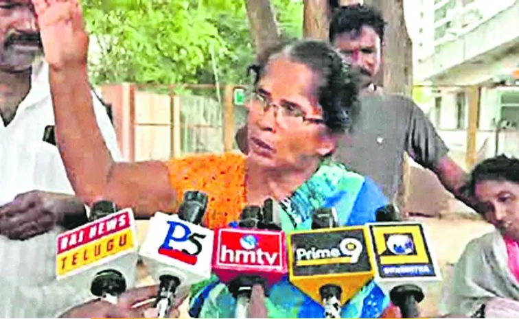 Divya Tejas body found in Prakasam district fields