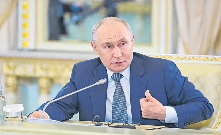 putin orders 3day pause in strikes on kyiv as us delegation arrives russia