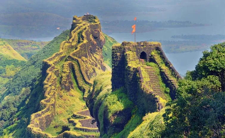 Travel Tips: Must-Visit Forts of Chhatrapati Shivaji Maharaj in Maharashtra