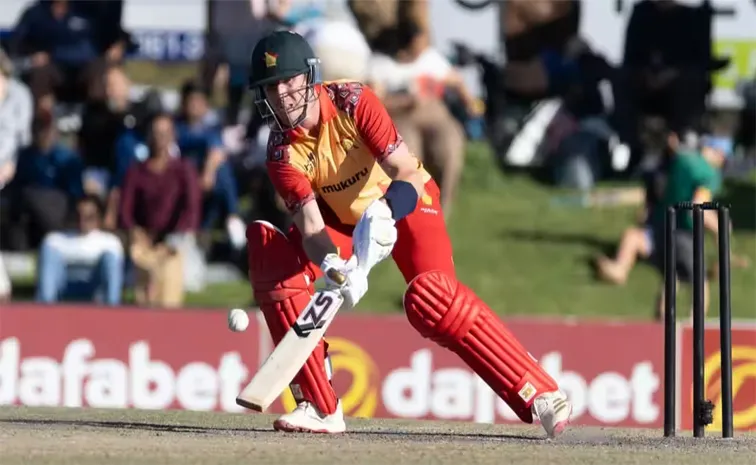 Zimbabwes Brad Evans Creates History
