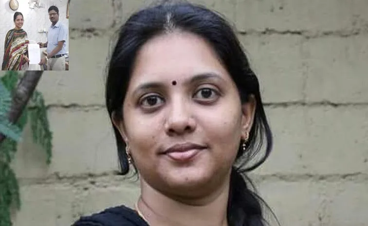 Tamilnadu lawyer Sneha issued a certificate that no caste and no religion
