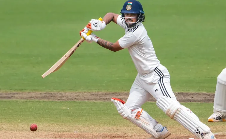 Ishan Kishan-Destructed Every-South Zone-Bowler-Duleep-Trophy Final2