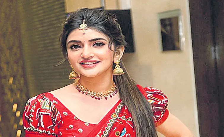 స్పెషల్‌ రోల్‌?