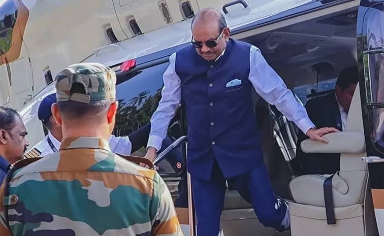 Lulu Chairman MA Yusuff Ali Gulf Jobs Ready to Offer Private Jet to Government1
