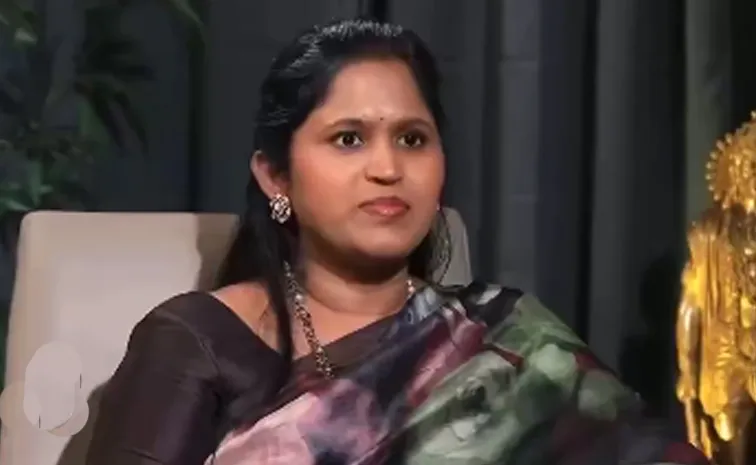 మొన్న సంపూ.. నేడు మహిళ నిర్మాత.. మళ్లీ ‍అవే బూతులు..!