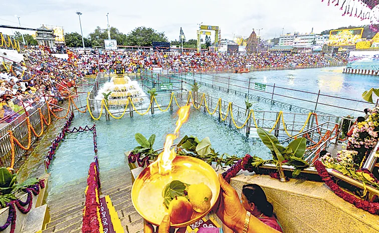 Swami Pushkarin: Devotees also consider it as the fountainhead of all sacred rivers