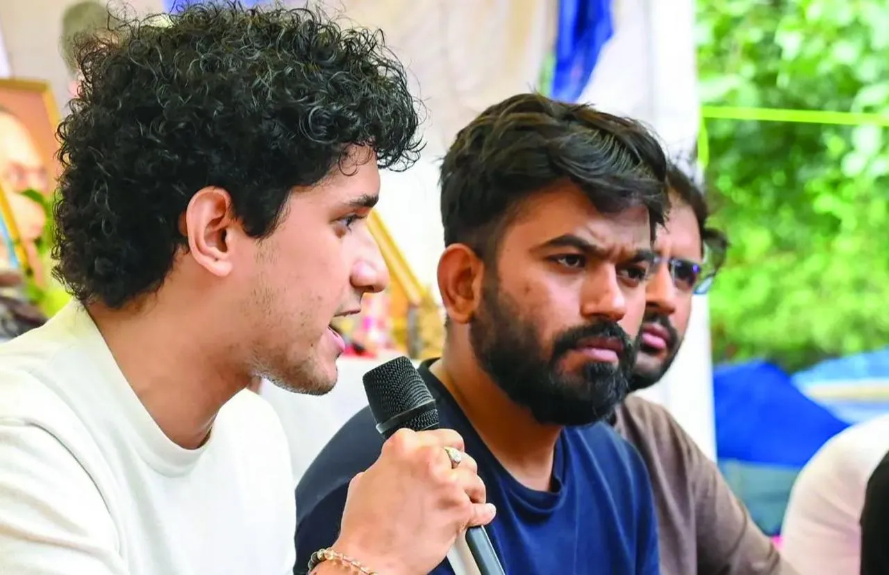 Abhijeet Dipke, 2 CJP Leaders Under Preventive Arrest Before Day 2 Of Protest