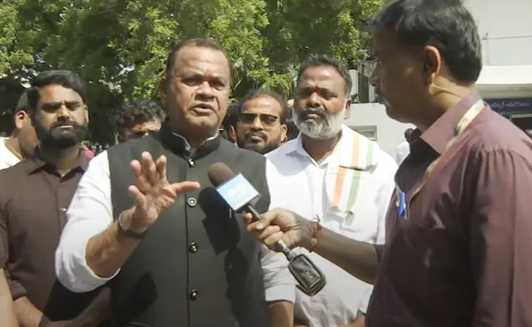 Komatireddy Venkat Reddy Attributes YS Jagan Defeat to the Election Commission