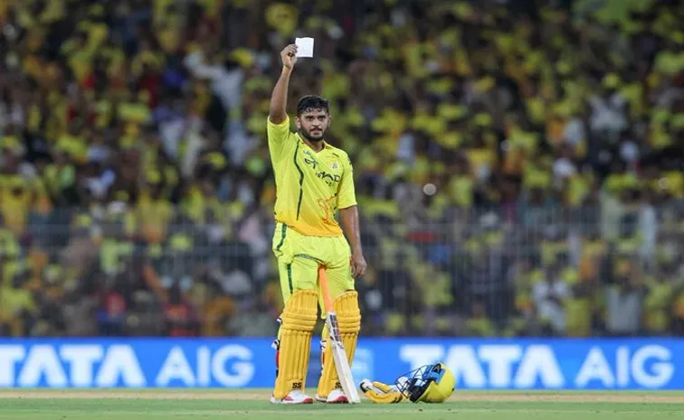 రంజీ మ్యాచ్‌లో సీఎస్‌కే బ్యాటర్‌ విధ్వంసం