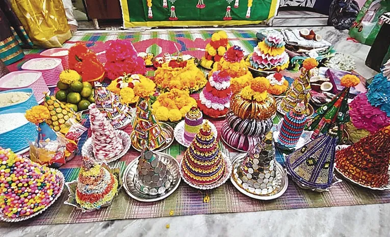 25 Varieties Of Bathukammas In New Daughter In Law