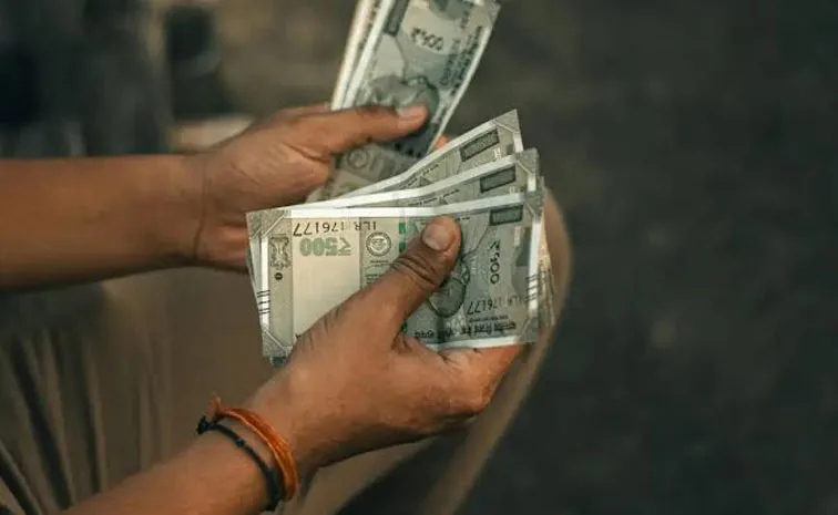 Salaries India Expected To Rise 2027 Global Uncertainty Survey Report