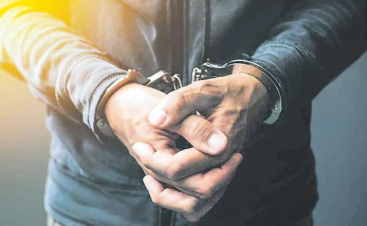 Key suspect arrested in espionage case