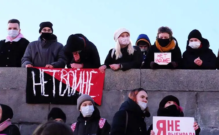 Russia Anti War Activists Deported West