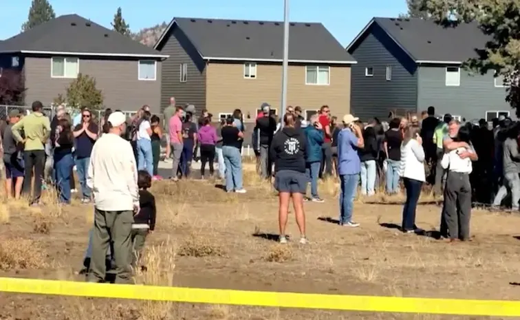 Gun Fire at Silver Rail Elementary School in Bend At USA