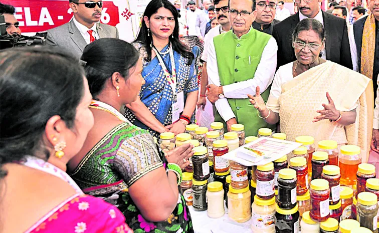 President Droupadi Murmu inaugurated the National Saras Mela in Vijayawada