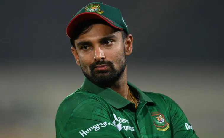 బంగ్లా జట్టుకు అతి భారీ షాక్‌
