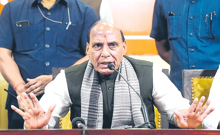 బంగ్లాదేశ్‌లో మాదిరి అరాచకానికి కుట్ర: రాజ్‌నాథ్‌