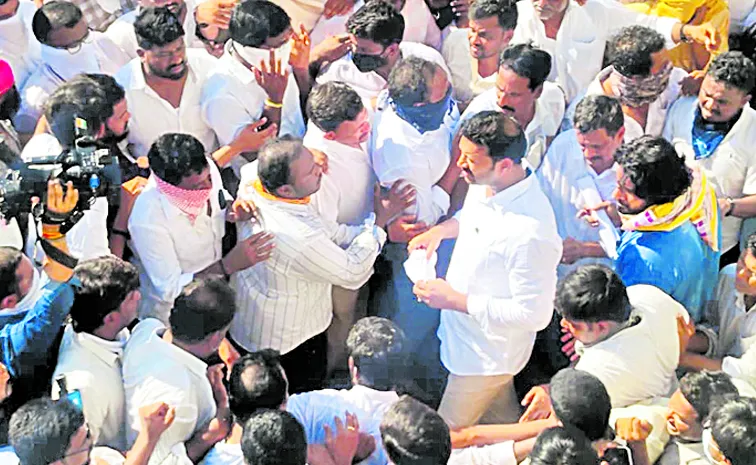 Kadapa MP YS Avinash Reddy is angry over the polices behavior