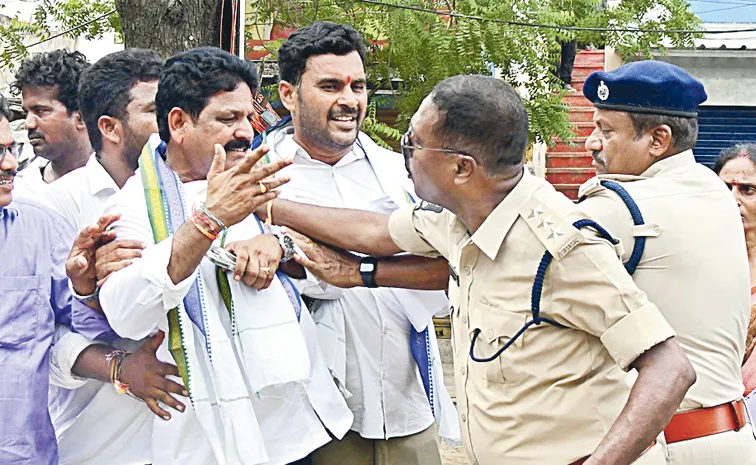 మూడో రోజూ దౌర్జన్యకాండ
