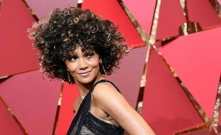 Halle Berry Ex Olivier Martinez Reveals that she choked her 12 year old son