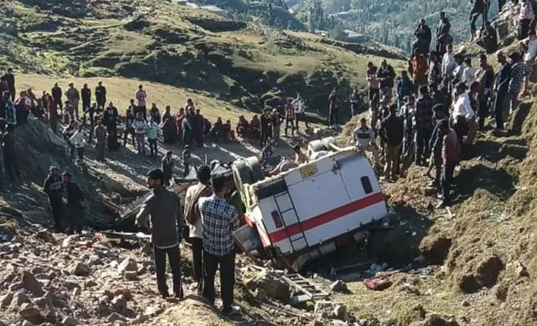 Udhampur Bus Accident Sixteen Injured