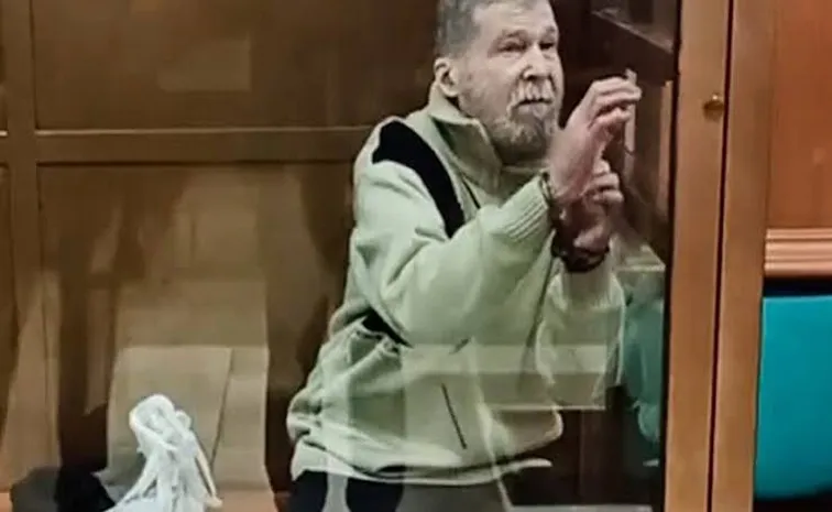 Russia frees 74-year-old American Teacher Stephen Hubbard