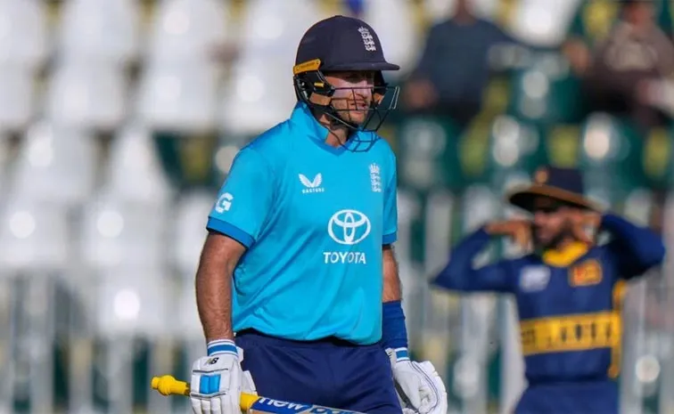 Joe Root Becomes 1st-England Cricketer-Complete 8000 Runs-ODI Cricket